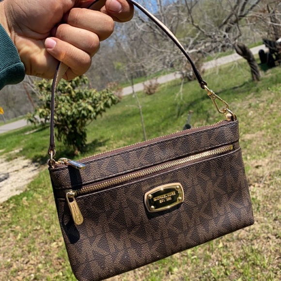 Michael Kors handbag - Picture 4 of 5